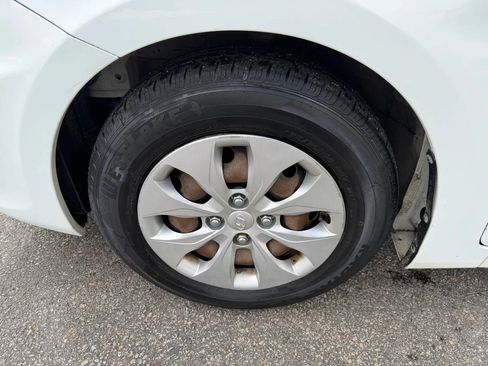 Used 2016 Hyundai Accent SE image 48