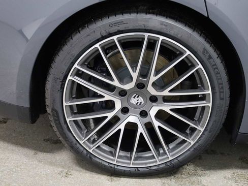 New 2026 Porsche Panamera 4 image 37