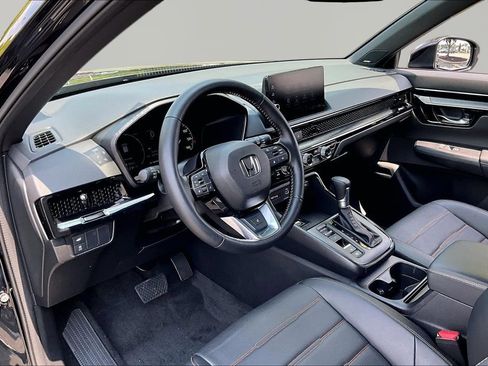 Used 2025 Honda CR-V Sport Touring image 14