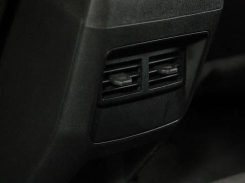 Used 2025 Chevrolet Colorado Trail Boss AWD/4WD image 34