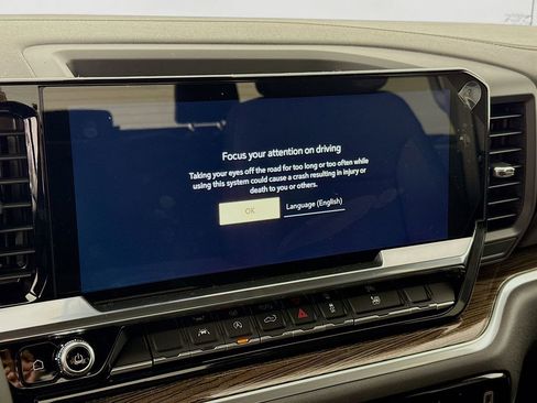 New 2026 GMC Sierra 1500 Elevation image 16