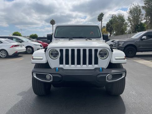 Used 2022 Jeep Wrangler Unlimited Sahara w/ Cold Weather Group AWD/4WD image 6