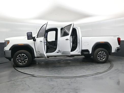 Used 2021 GMC Sierra 2500 SLT image 50