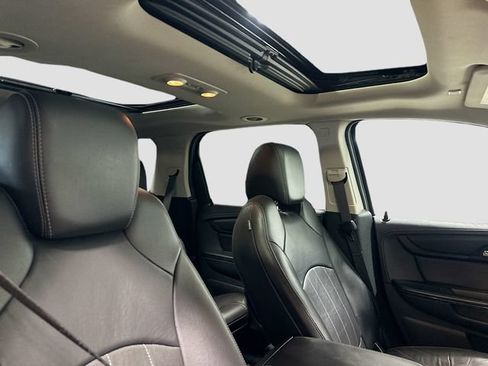 Used 2017 GMC Acadia Limited SLT AWD/4WD image 27
