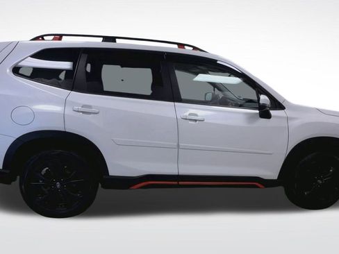 Used 2023 Subaru Forester Sport image 9