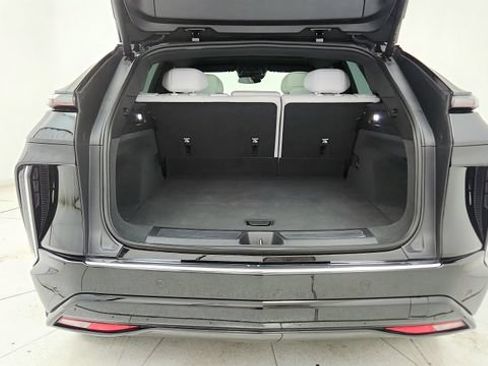 Used 2024 Cadillac Lyriq Luxury RWD image 29