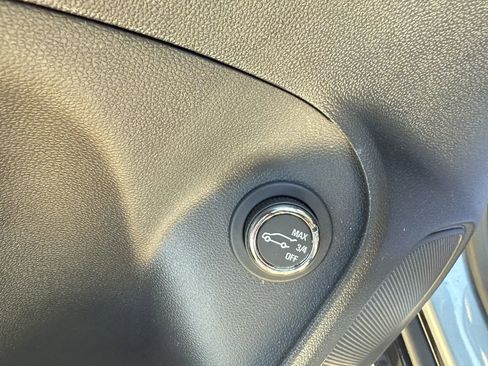 Used 2025 Buick Encore GX Sport Touring FWD image 16