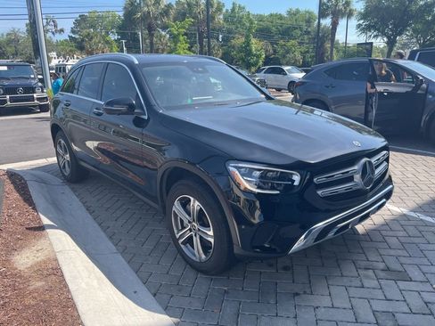 Certified 2022 Mercedes-Benz GLC 300 image 3