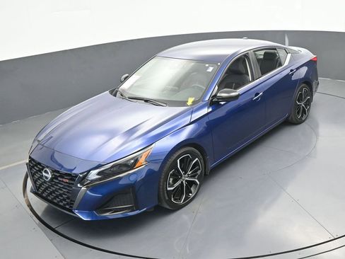 Used 2024 Nissan Altima 2.5 SR image 45