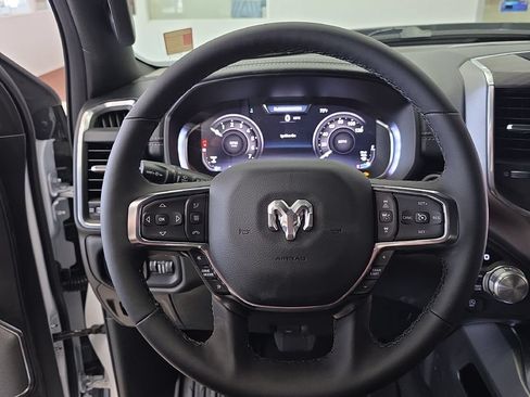 New 2026 RAM 1500 Laramie AWD/4WD image 30