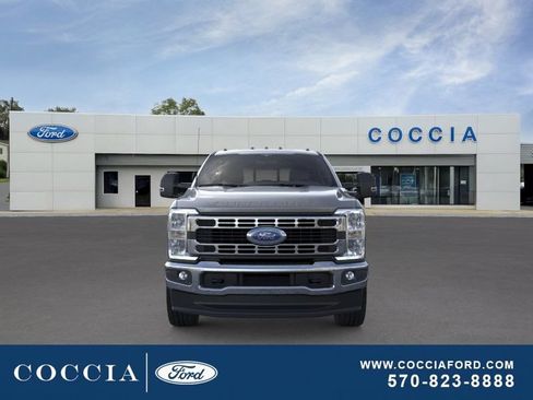 New 2026 Ford F250 XLT w/ FX4 Off-Road Package AWD/4WD image 6