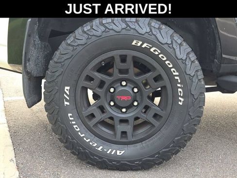 Used 2019 Toyota 4Runner SR5 Premium AWD/4WD image 5