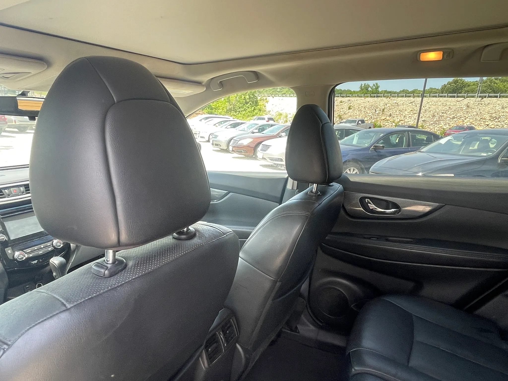 Used 2014 Nissan Rogue SL w/ SL Premium Package AWD/4WD image 25