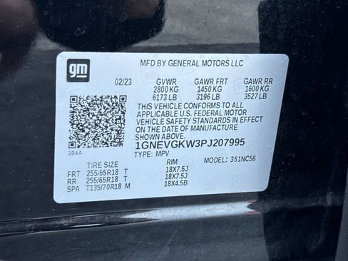 Used 2023 Chevrolet Traverse LT image 28