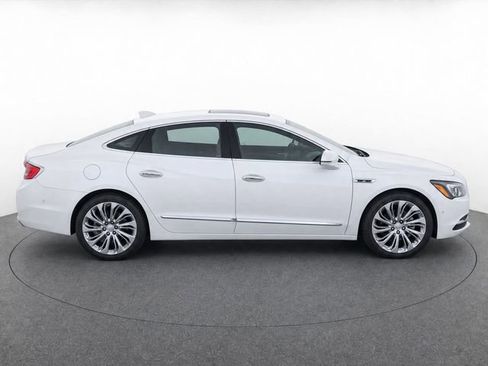 Used 2017 Buick LaCrosse Premium w/ Driver Confidence Package #2 AWD/4WD image 5
