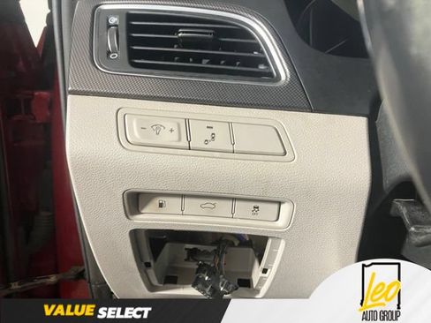 Used 2015 Hyundai Sonata Sport w/ Option Group 04 FWD image 11