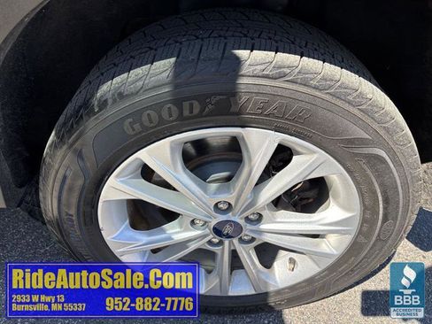 Used 2017 Ford Escape SE AWD/4WD image 28