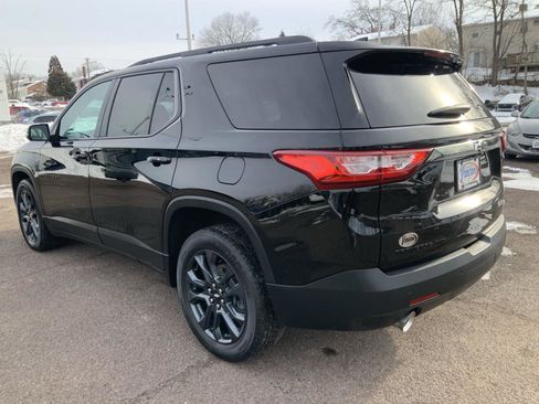 Used 2021 Chevrolet Traverse RS image 9
