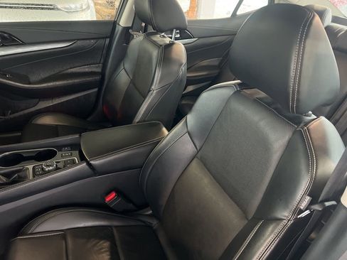 Certified 2023 Nissan Maxima SV w/ Floor Mat Group image 5