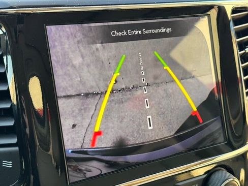 Used 2021 Jeep Grand Cherokee Limited image 4