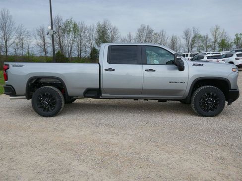 New 2026 Chevrolet Silverado 3500 LT AWD/4WD image 3