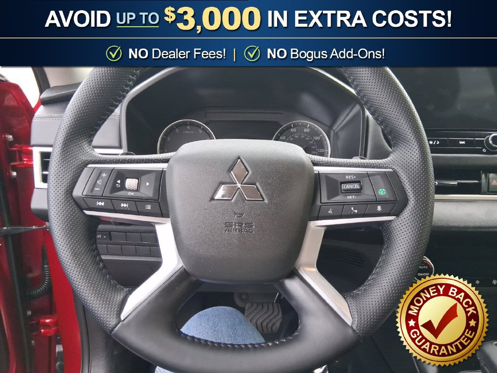 Used 2025 Mitsubishi Outlander SE FWD image 18