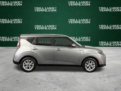 Used 2025 Kia Soul LX w/ LX Technology Package FWD image 6