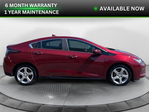 Used 2017 Chevrolet Volt LT w/ Comfort Package image 6