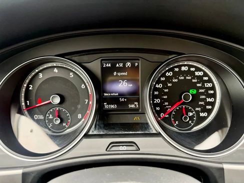 Used 2019 Volkswagen Atlas SE w/ Panoramic Sunroof Package AWD/4WD image 26