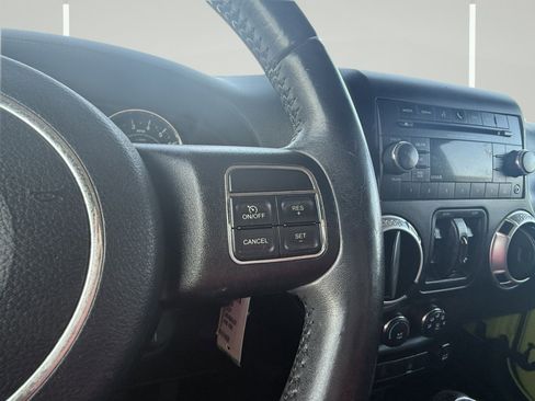 Used 2016 Jeep Wrangler Unlimited Sahara w/ Connectivity Group image 22