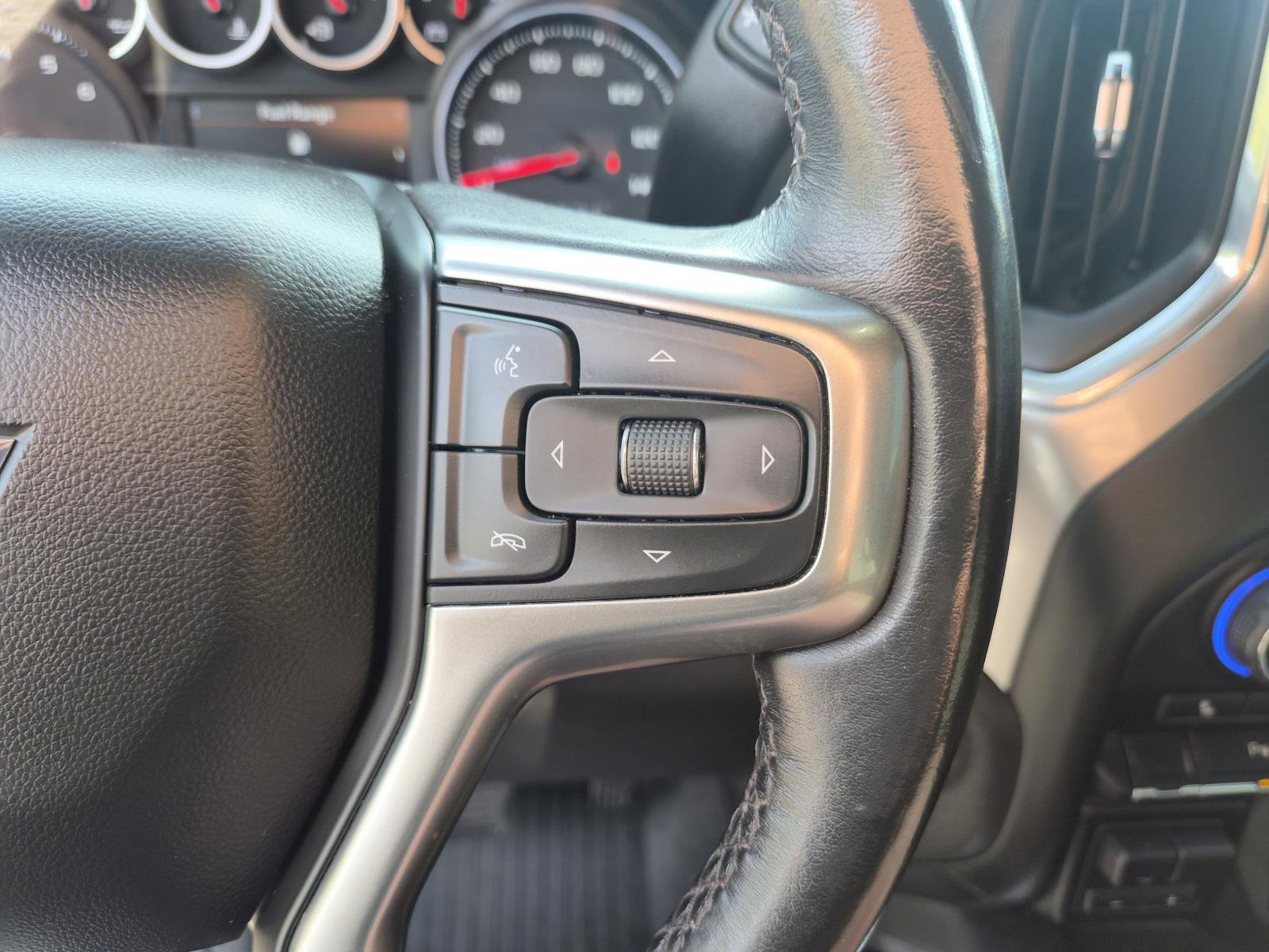 Used 2021 Chevrolet Silverado 1500 LT Trail Boss w/ LT Trail Boss Premium Package AWD/4WD image 30