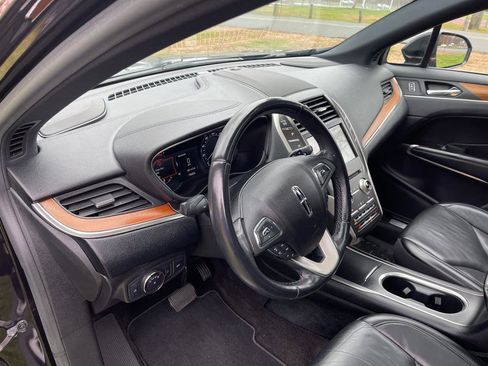 Used 2019 Lincoln MKC Select w/ Select Plus Package image 35