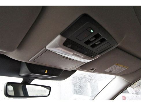 Used 2024 Nissan Pathfinder Platinum FWD image 21