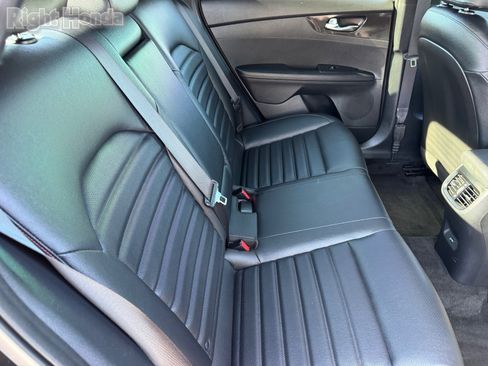 Used 2022 Kia Forte GT image 13