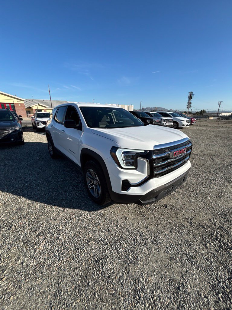 Used 2026 GMC Terrain Elevation AWD/4WD image 3