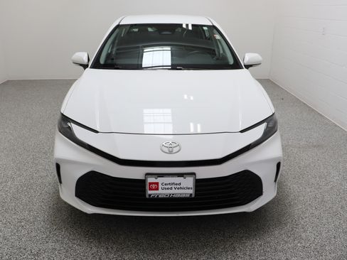 Certified 2025 Toyota Camry LE FWD image 3
