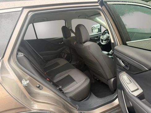 Used 2022 Subaru Outback Premium AWD/4WD image 28