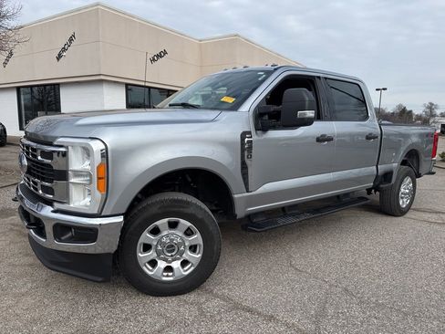 Used 2023 Ford F250 XLT image 16