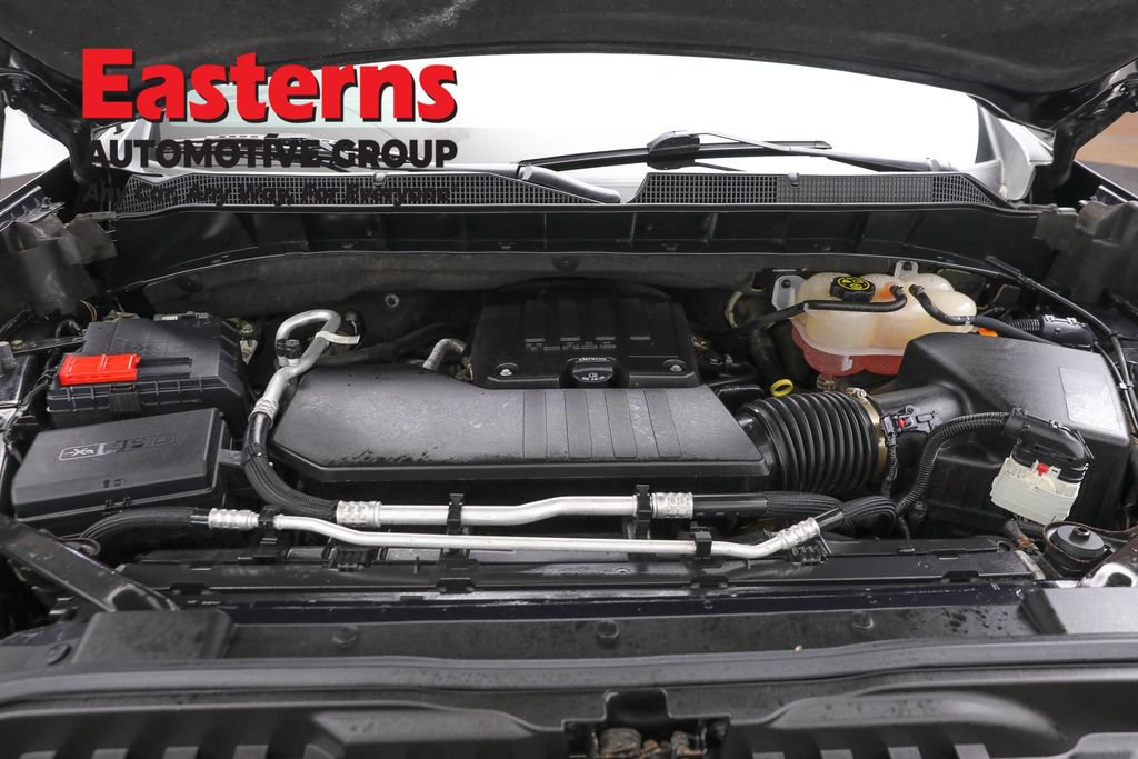 Used 2022 Chevrolet Silverado 1500 LT AWD/4WD image 8