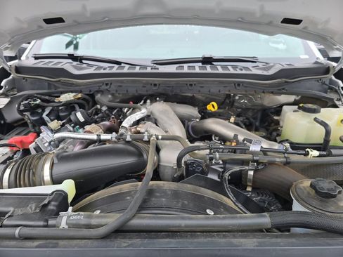 Used 2025 Ford F350 XLT image 22