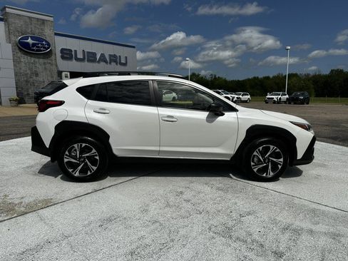 Used 2025 Subaru Crosstrek 2.0i Premium image 8