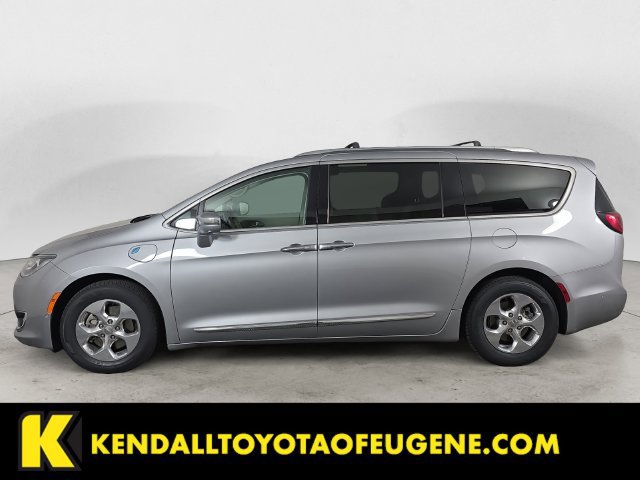 Used 2018 Chrysler Pacifica Limited w/ Advanced Safetytec Group FWD image 8