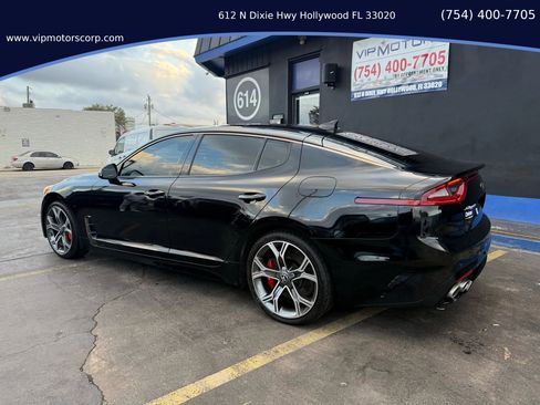 Used 2019 Kia Stinger GT2 image 3