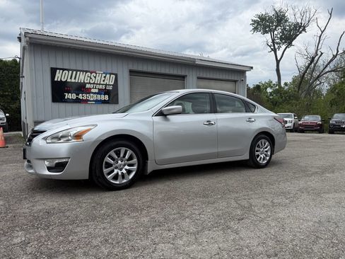 Used 2014 Nissan Altima 2.5 S FWD image 1