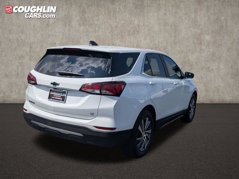 Used 2024 Chevrolet Equinox LT w/ LPO, Floor Liner Package FWD image 7