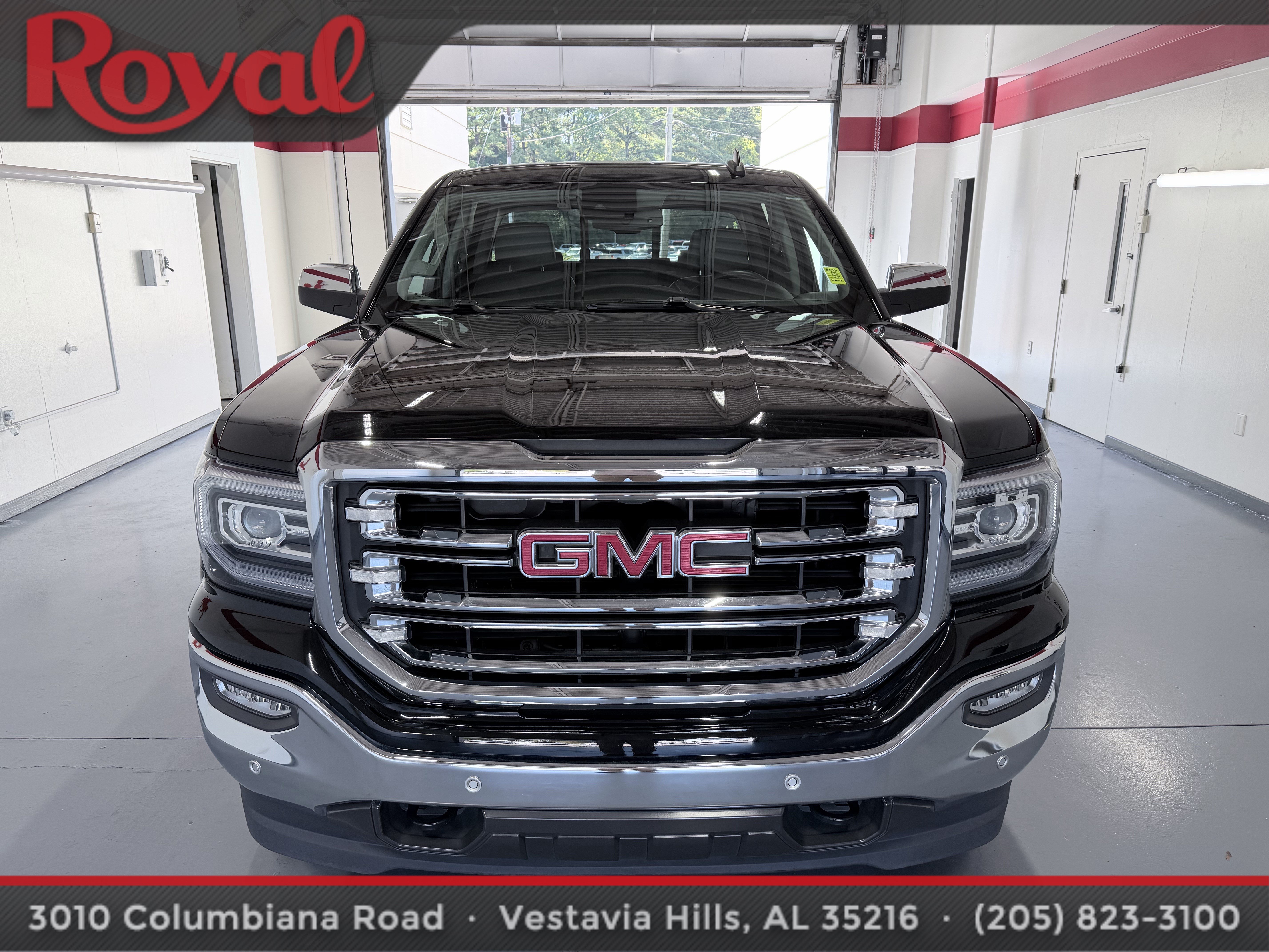 Used 2018 GMC Sierra 1500 SLT AWD/4WD image 2