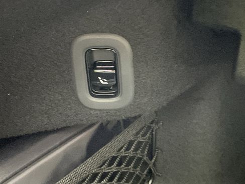 New 2026 Mercedes-Benz CLE 300 4MATIC Cabriolet image 18