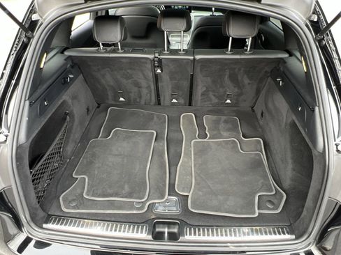 Used 2021 Mercedes-Benz GLC 300 4MATIC image 23