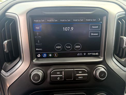 Used 2019 Chevrolet Silverado 1500 LT image 20