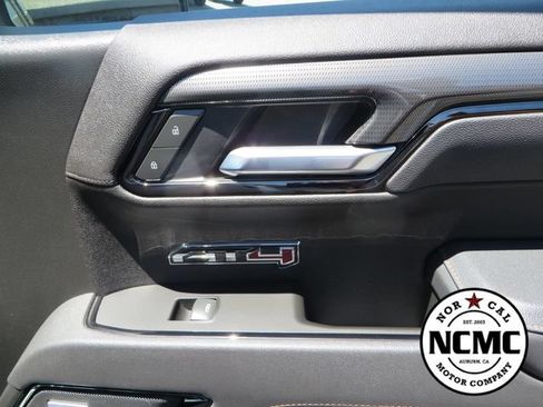 Used 2025 GMC Sierra 1500 AT4 AWD/4WD image 50